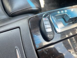 2013 Nissan Maxima 3.5 SV - Interior Steering Wheel With Keys Image